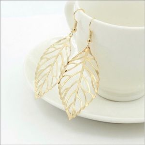 Beautiful Fashion Leaf Gold Color Earrings